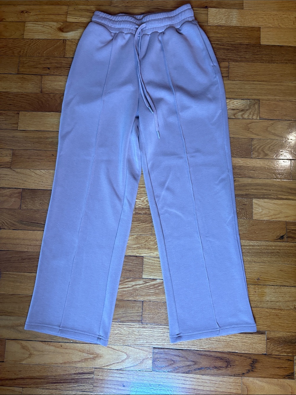 Ultra Soft Women’s Pinspark Wide Leg Pants w/ Seam - EUC, size small